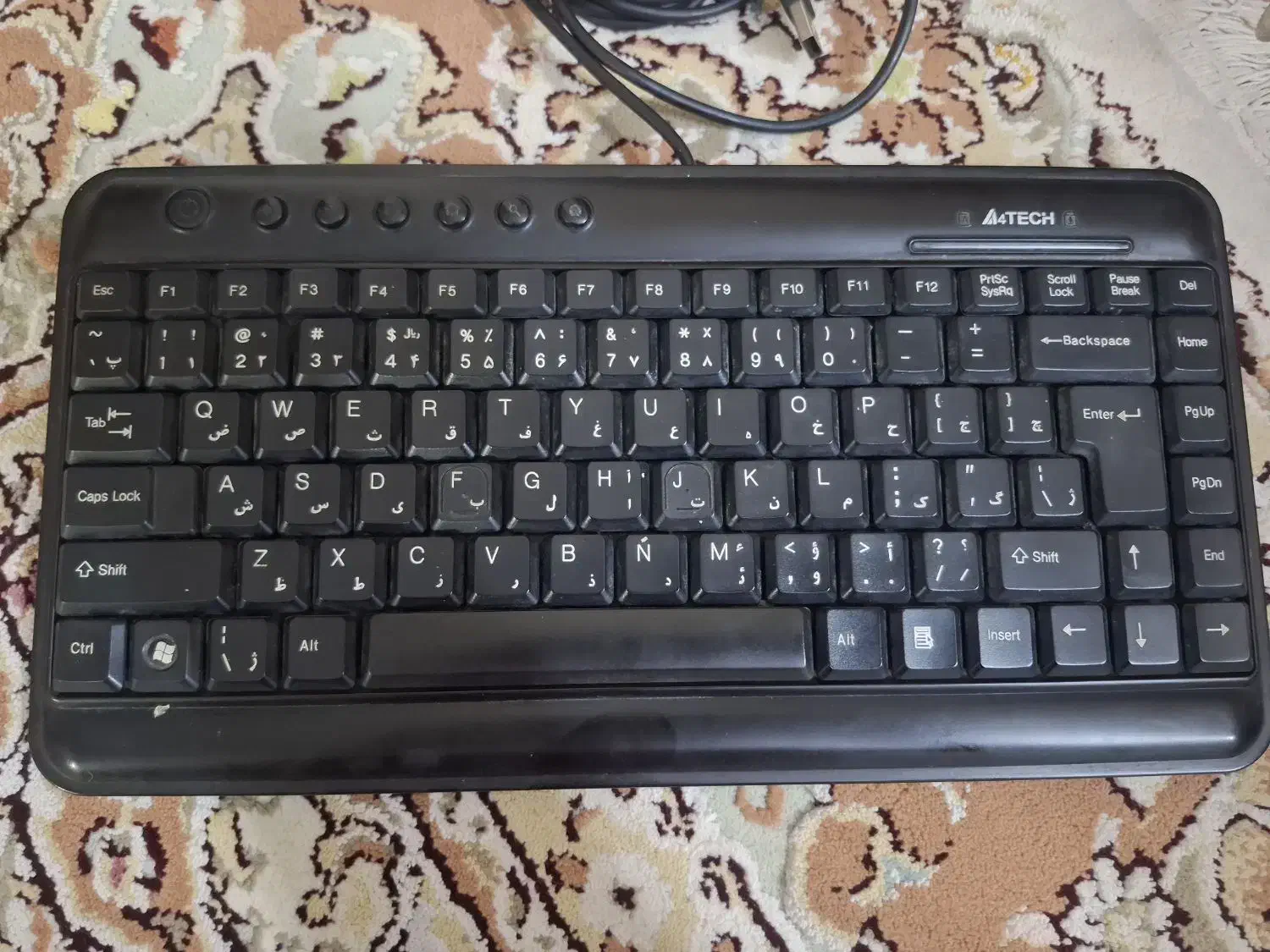 کیبورد سالم سالم|قطعات و لوازم جانبی رایانه|اسلام‌شهر, شهرک قائمیه|دیوار