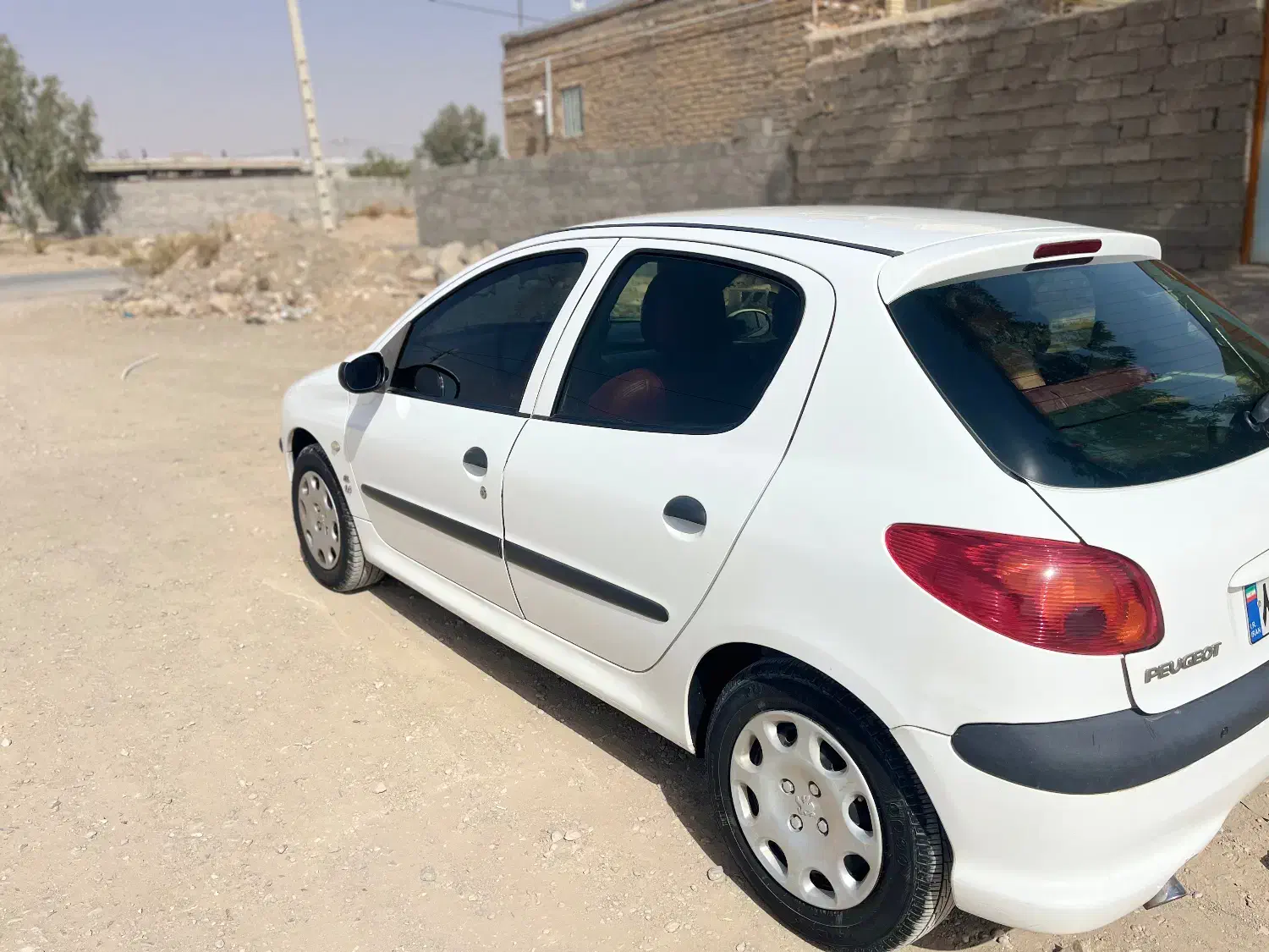 پژو ۲۰۶تیپ دو ۹۸|خودرو سواری و وانت|ارزوئیه, |دیوار