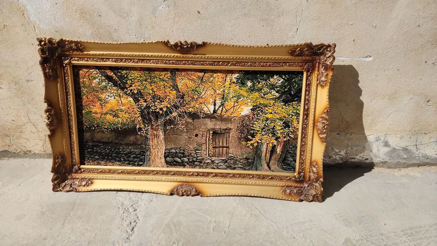 تابلوفرش ۷۰۰ شانه با قاب چوب|تابلو فرش|صدرا-فارس, فاز ۱|دیوار