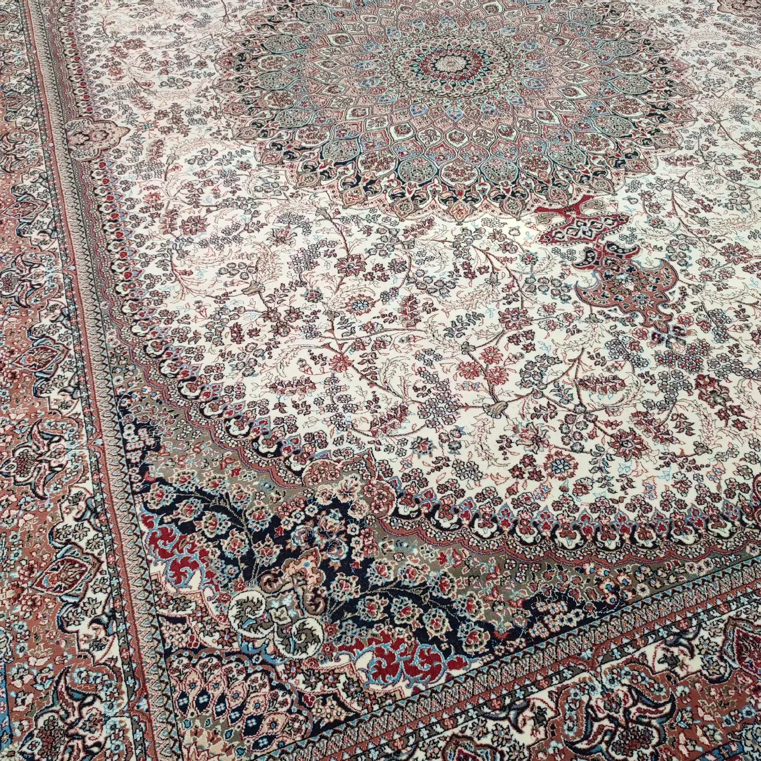 فرش ۱۲متری ۷۰۰شانه|فرش|آستانه اشرفیه, |دیوار