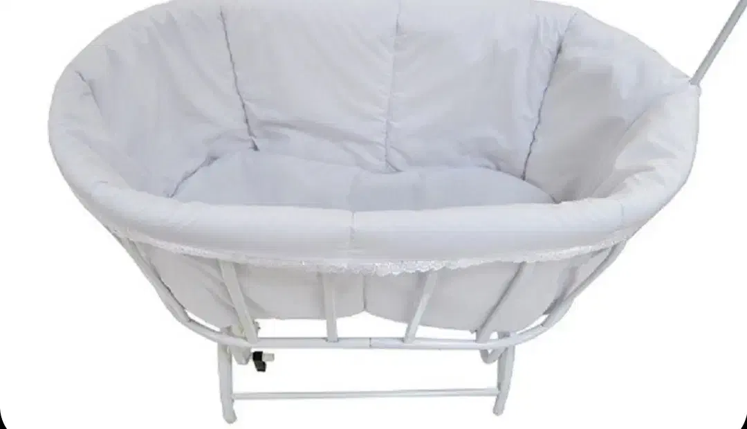 گهواره تمیز وسالم|تخت و صندلی بچه|سنندج, |دیوار