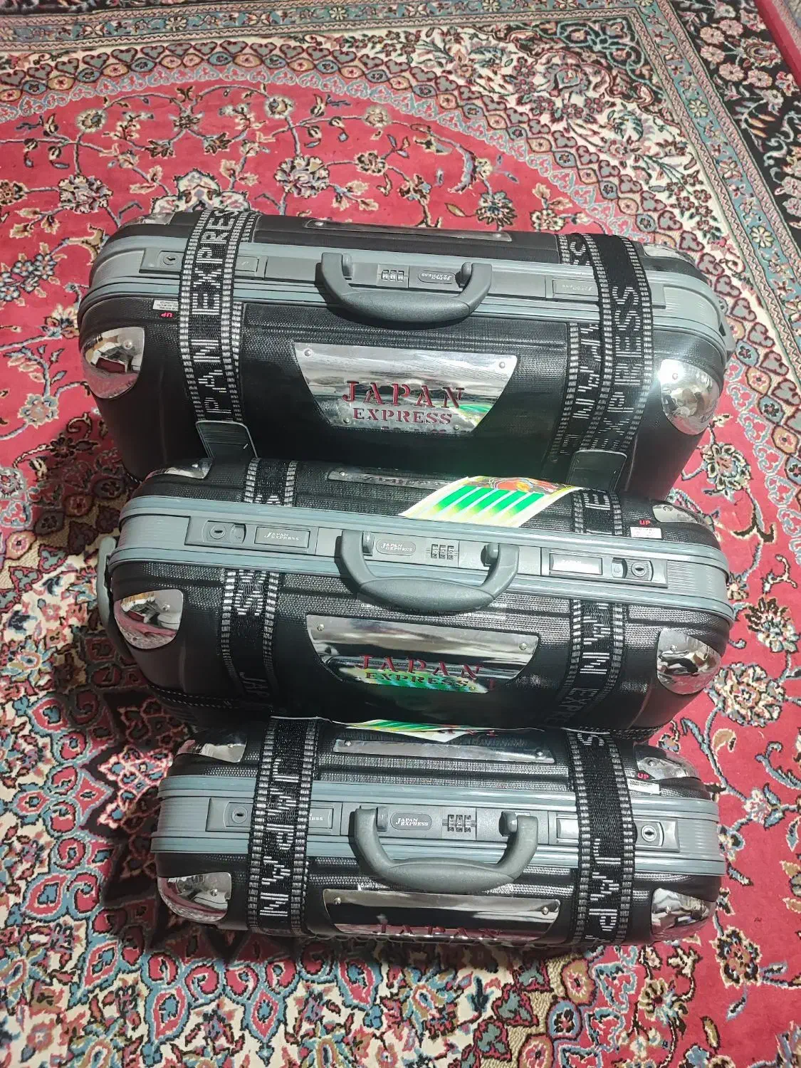 چمدان|کیف، کفش، کمربند|کازرون, |دیوار