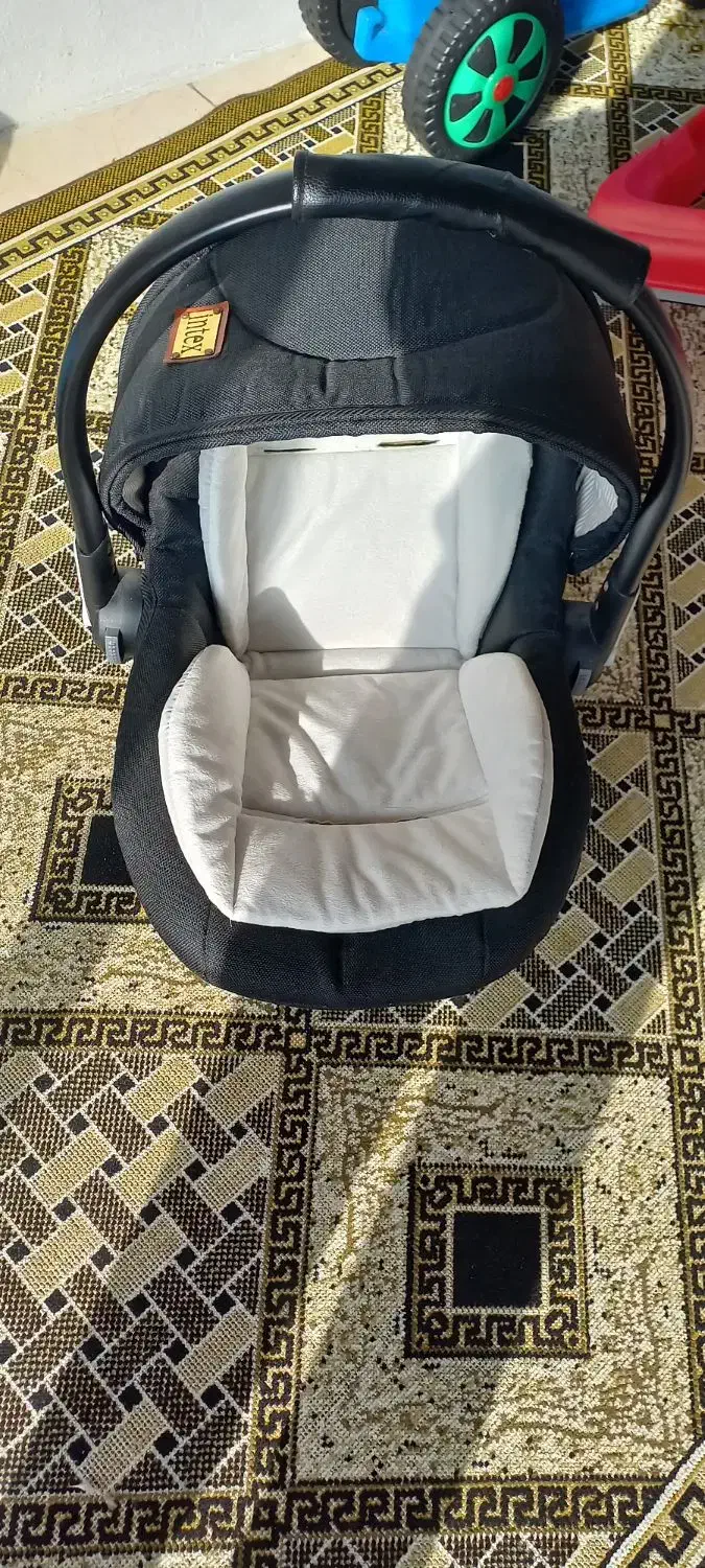 کریر مارک اینتکس و روروک مارک مکس|کالسکه و لوازم جانبی|بندر انزلی, نیمه شعبان|دیوار