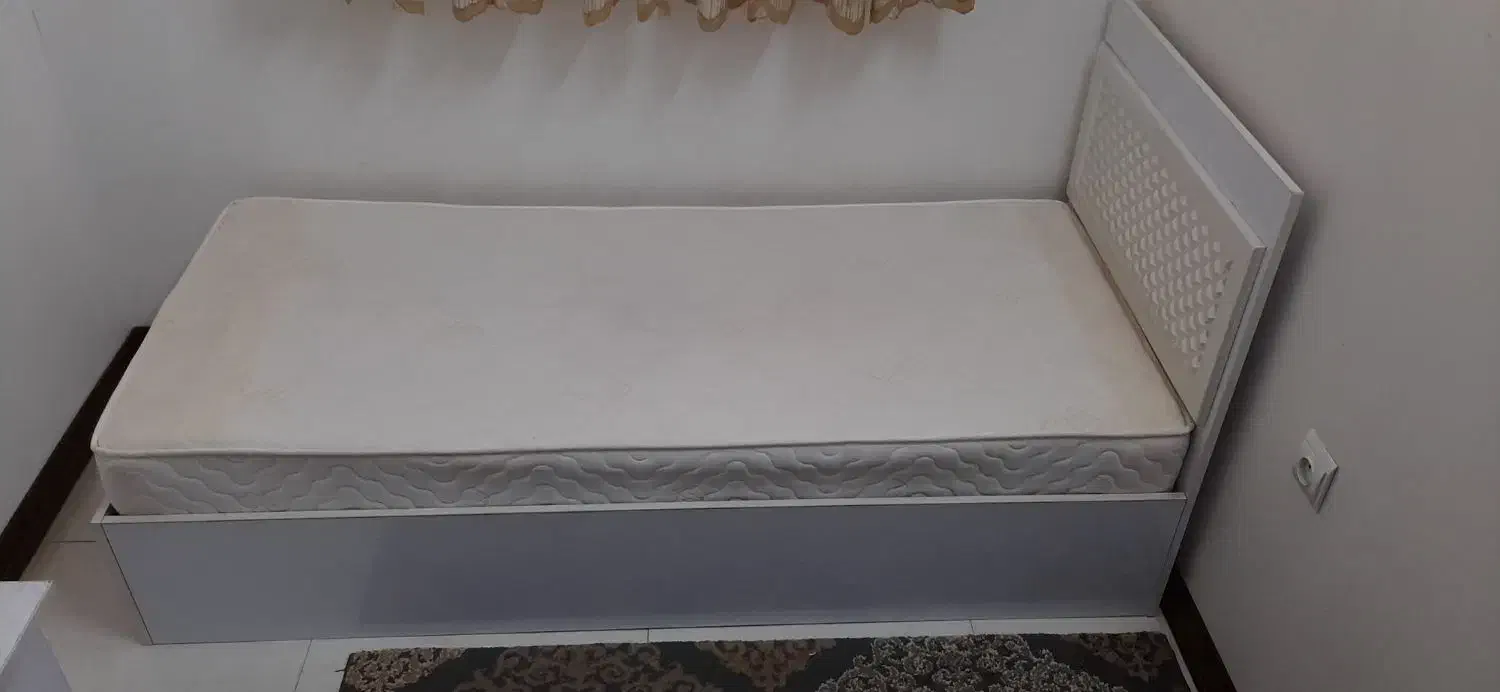 تخت خواب نوجوان|تخت و سرویس خواب|خرمآباد, |دیوار