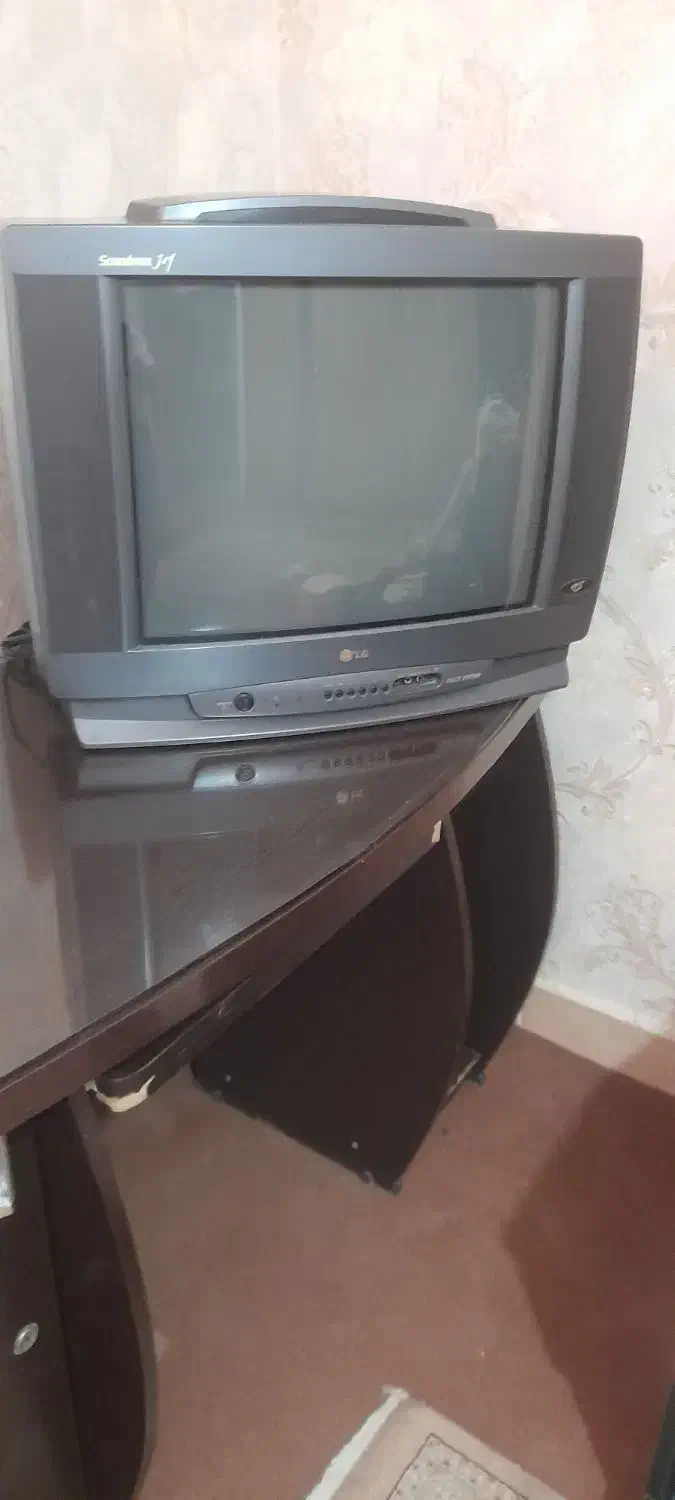 تلویزیون ۱ل جی کارکرده|تلویزیون و پروژکتور|زنجان, |دیوار