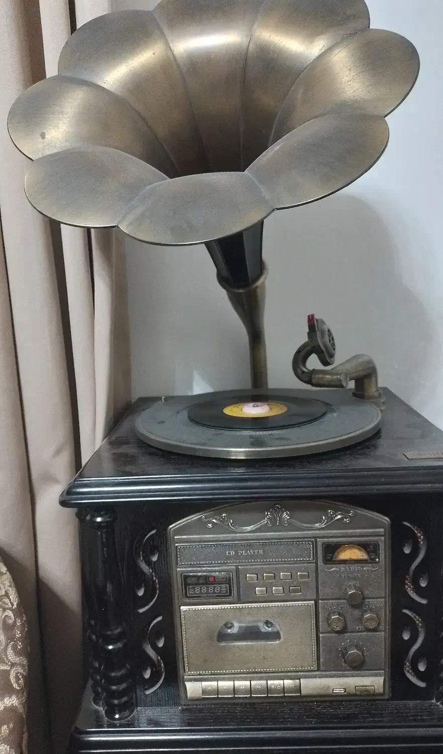 گرامافون والتر در حد نو|سیستم صوتی خانگی|رشت, سعدی (تختی)|دیوار