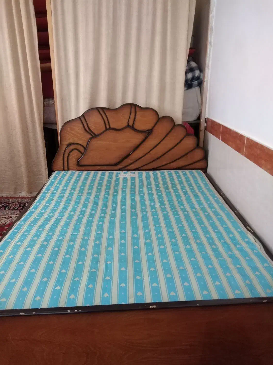 تختخواب دو نفره با تشک|تخت و سرویس خواب|گرگان, |دیوار