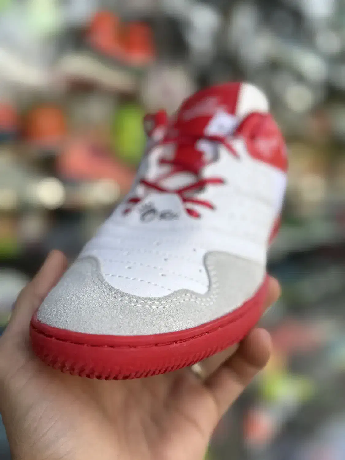 کفش فوتبال سالنی یوز سایز ۴۰ الی ۴۵|کیف، کفش، کمربند|تهران, فدک|دیوار