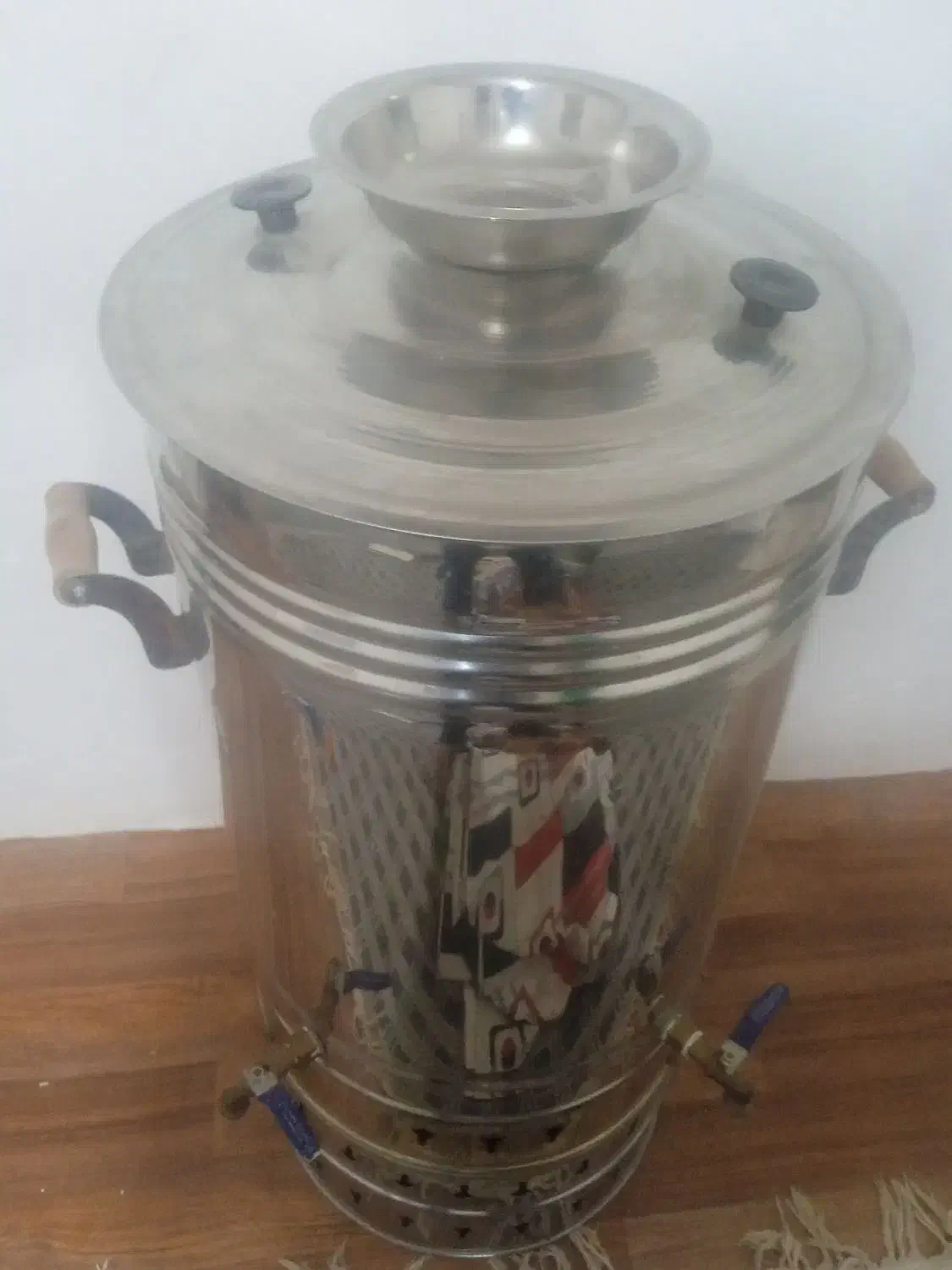 سماور|سماور، چایساز، قهوهساز|بروجرد, |دیوار