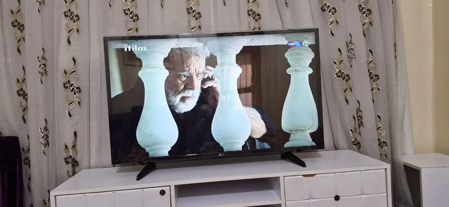 تلویزیون الجی ۴۳ اینچ|تلویزیون و پروژکتور|بندرعباس, |دیوار