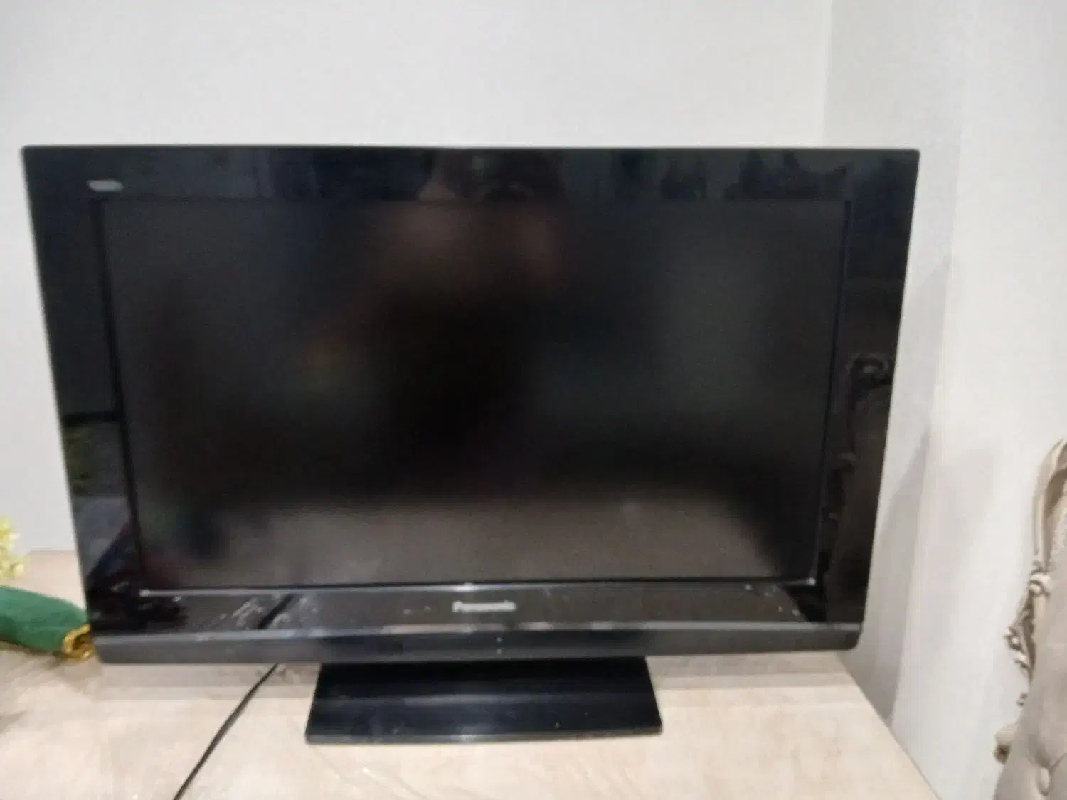 تلوزیون سالم پانوسونیک ۷ میلیون|تلویزیون و پروژکتور|فردیس, ثابتی|دیوار