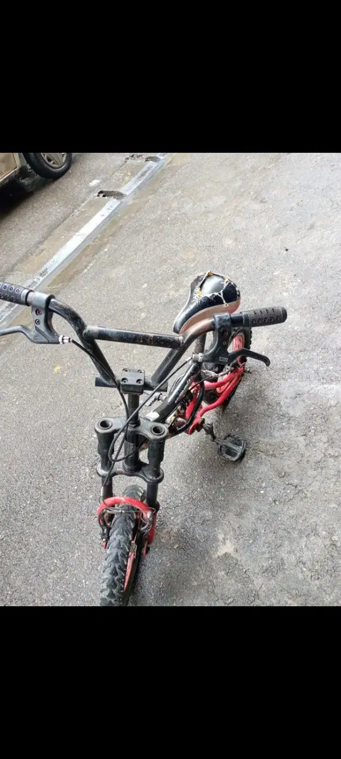 دوچرخه سایز ۱۲ معاوضه هم دارم|دوچرخه، اسکیت، اسکوتر|محمدشهر, کوی بهار|دیوار
