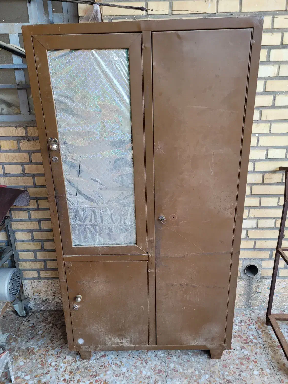 کمد فلزی|جاکفشی، کمد، دراور|شوش, |دیوار