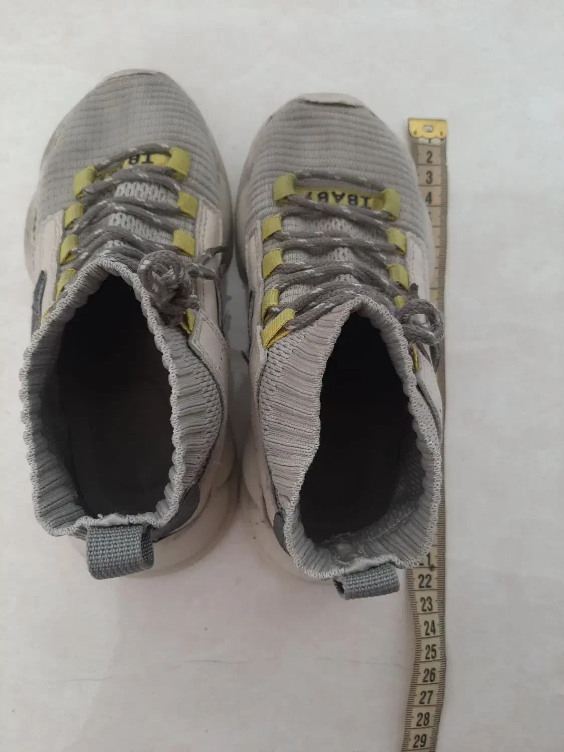 کتانی بچگانه خارجی|کیف، کفش، کمربند|همدان, |دیوار