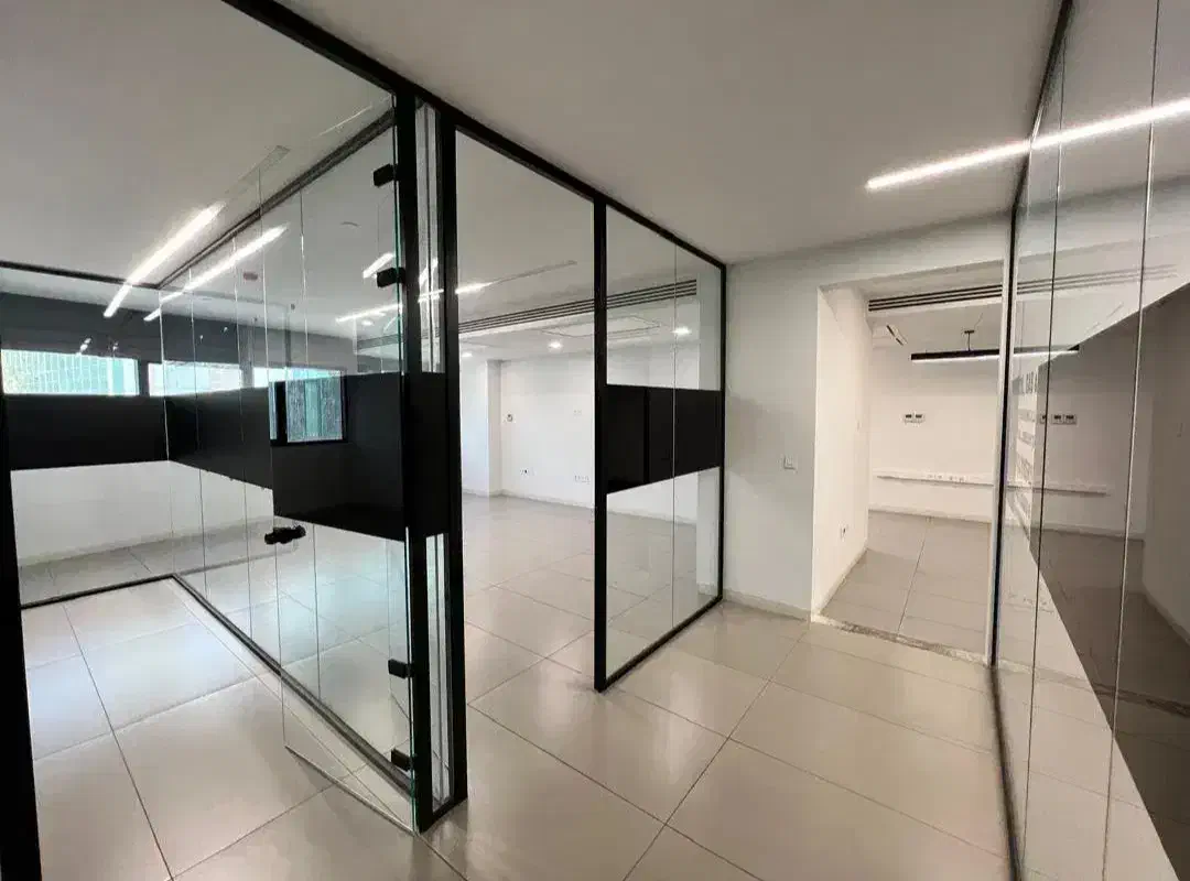 230 متر / تک واحدی / 3 اتاق|اجارهٔ دفتر کار، اتاق اداری، مطب|تهران, نظامی گنجوی (توانیر)|دیوار