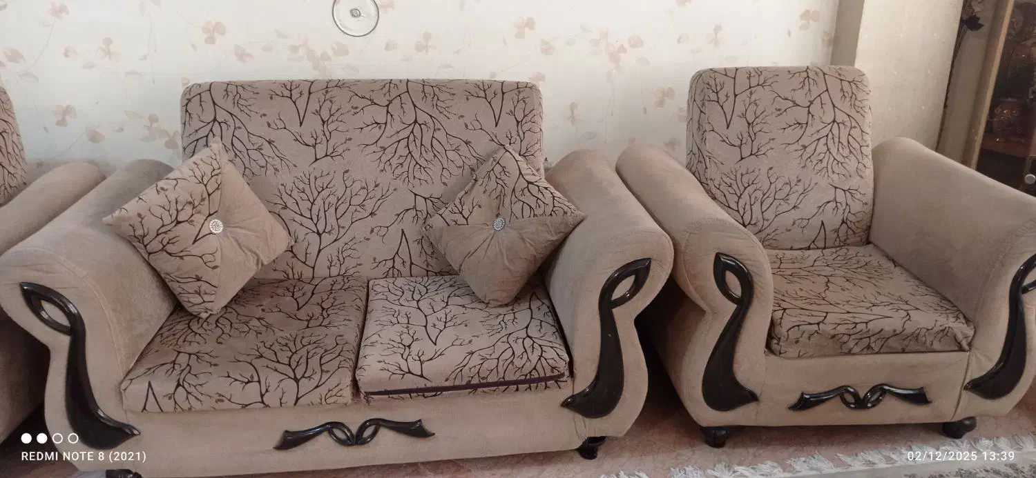 فروش مبل راحتی|مبلمان خانگی و میز عسلی|شاهینشهر, چمران|دیوار