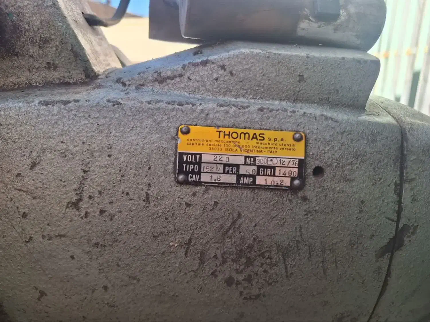 اره آب صابونی، توماس ایتالیا، بسیار تمیز|ابزارآلات|نجفآباد, یزدانشهر|دیوار