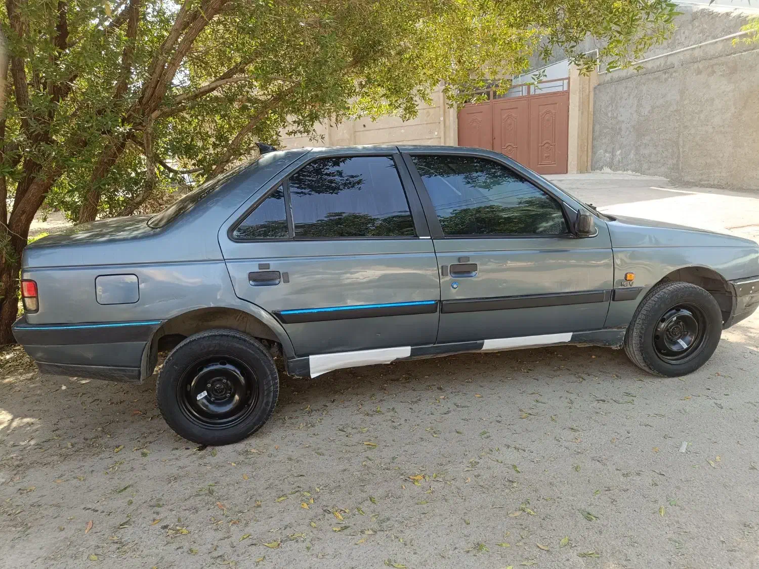 پژو۴۰۵|خودرو سواری و وانت|اهواز, کیان اباد|دیوار