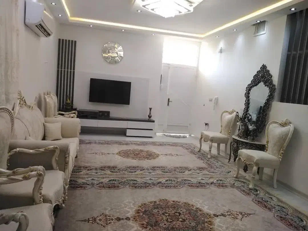 رهن واجاره منزل مستقل دربلوار محراب|اجارهٔ خانه و ویلا|شیراز, محراب|دیوار