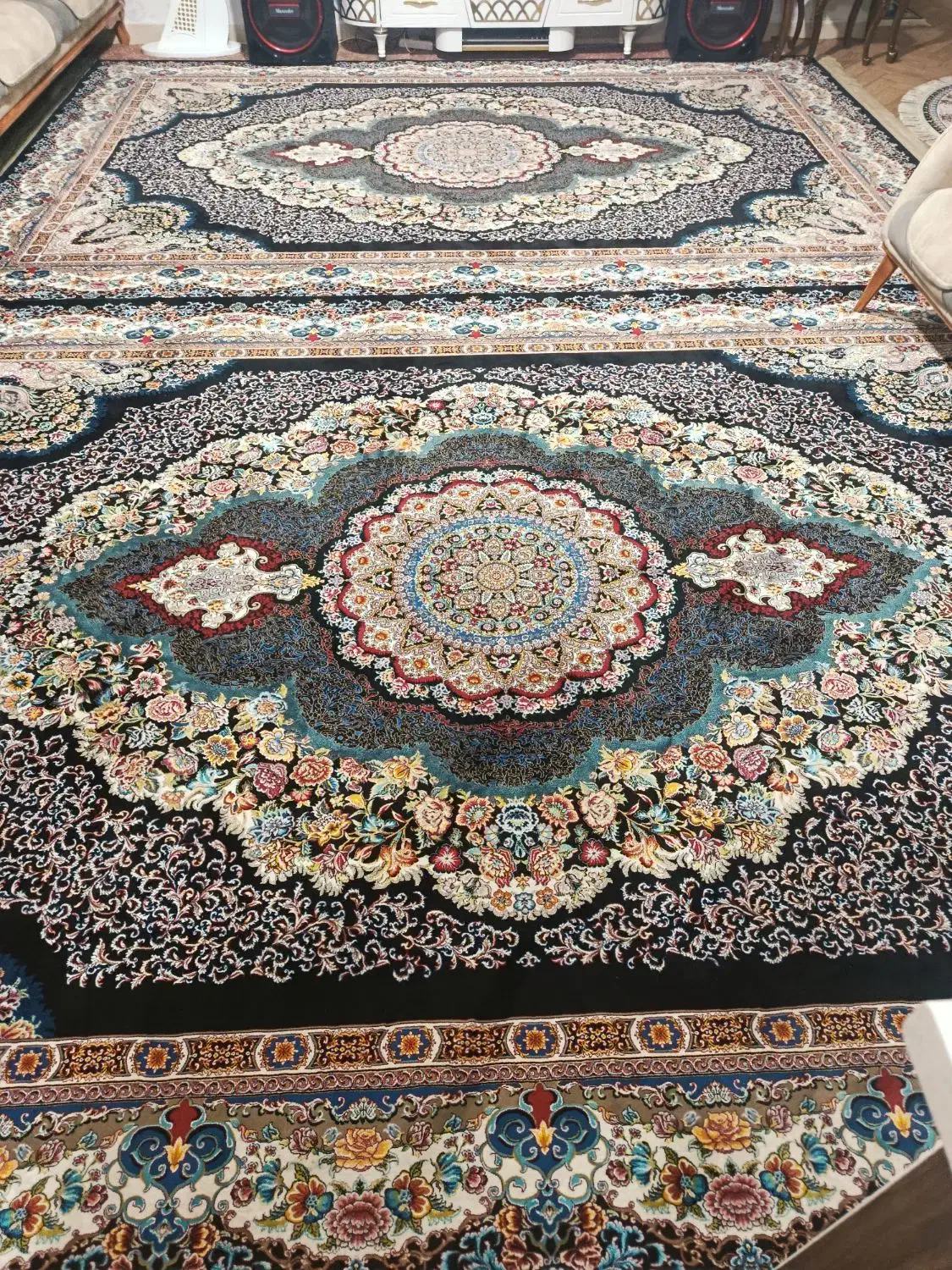 دو عدد فرش 9مترس 1200شانه ماشینی تمام نخ|فرش|شریف‌آباد, |دیوار