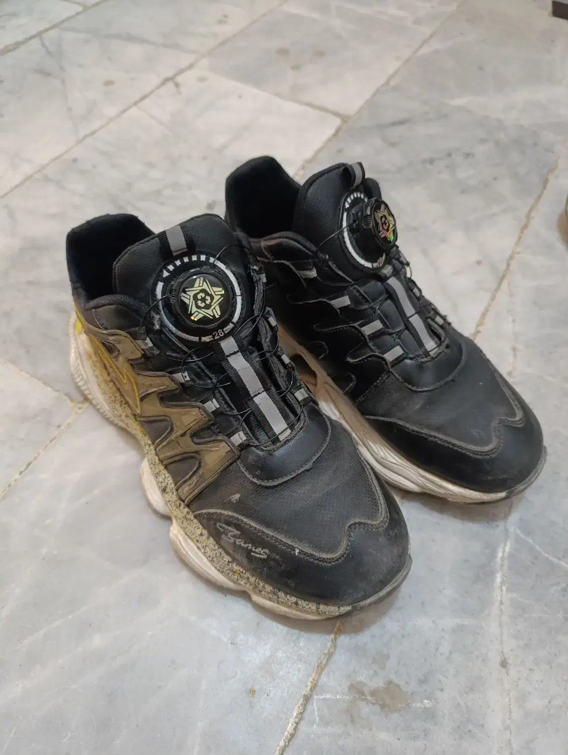 3جفت کتونی سالم بدون پارگی.|کیف، کفش، کمربند|پاکدشت, پاکدشت (مامازند)|دیوار