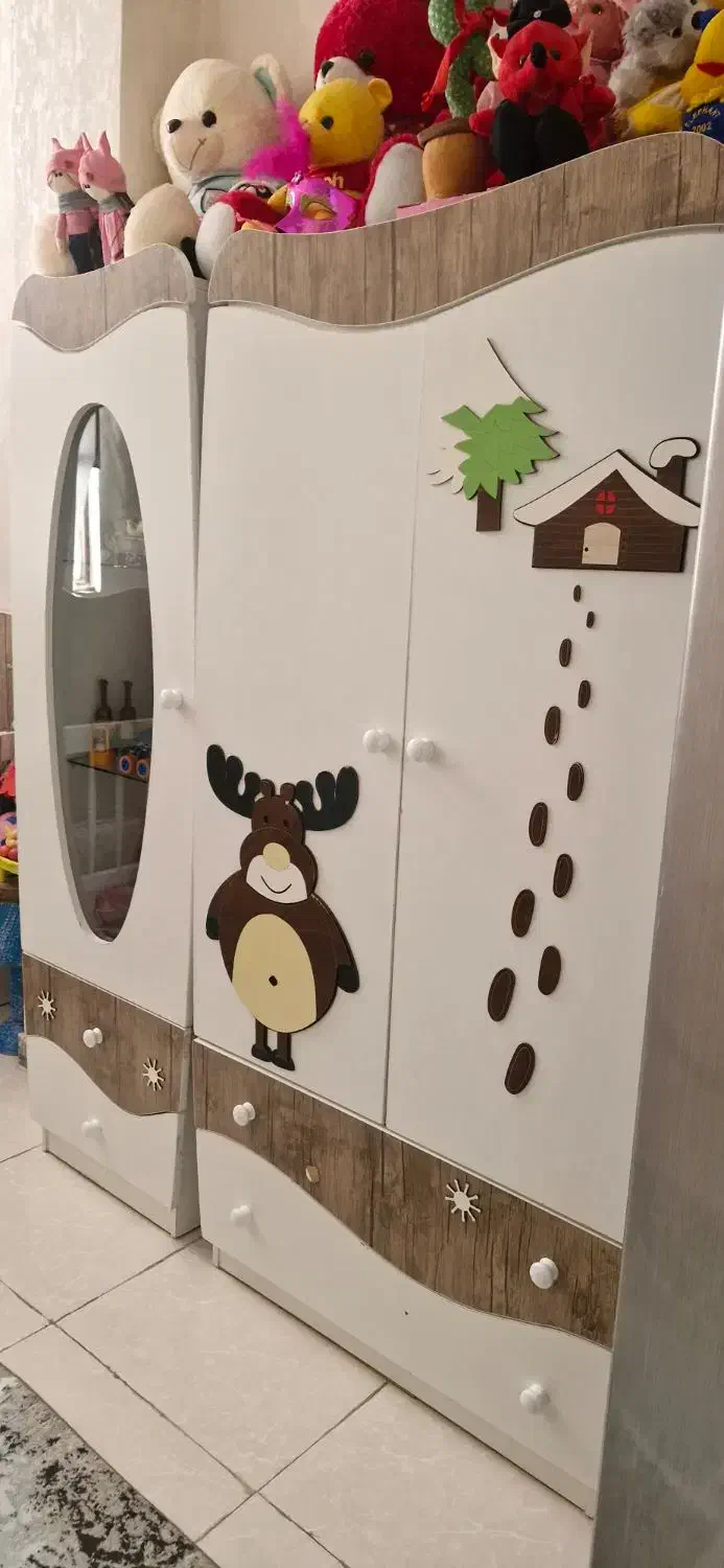 سرویس خواب کودک|تخت و سرویس خواب|اندیشه, اندیشه فاز ۱|دیوار