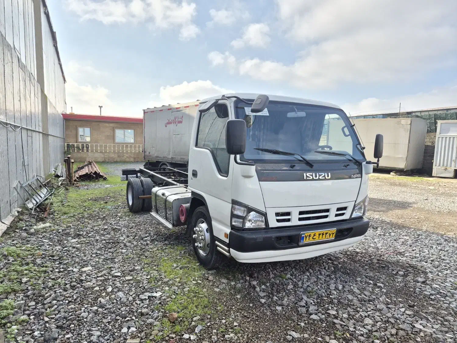 فروش ایسوزو۶تن مدل ۸۸بی رنگ|خودرو سنگین|قائم‌شهر, |دیوار