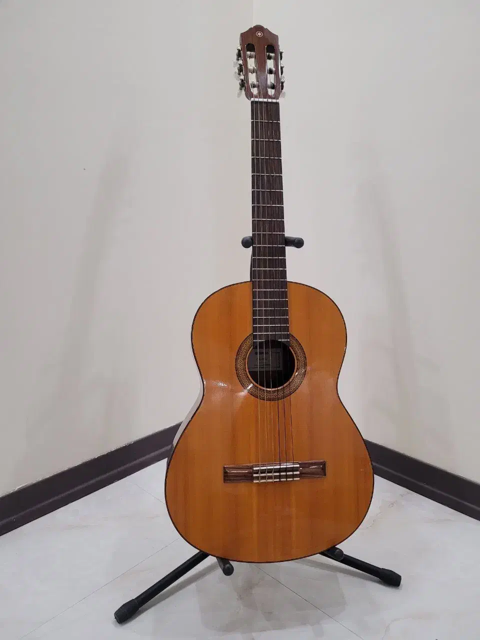 گیتار یاماها CG102|گیتار، بیس، امپلیفایر|تهران, گلستان (شهرک راه آهن)|دیوار