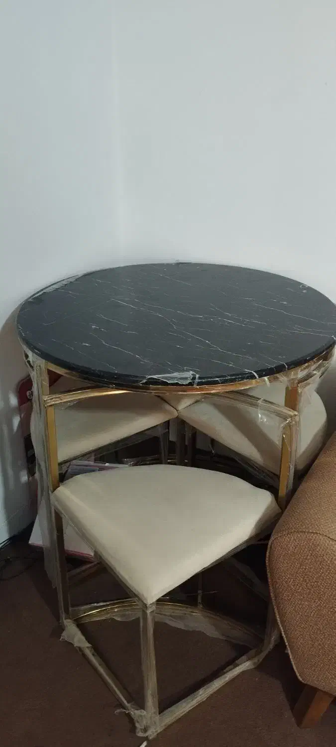 سرویس چوب|تخت و سرویس خواب|شاهین‌شهر, شهرک گلدیس|دیوار