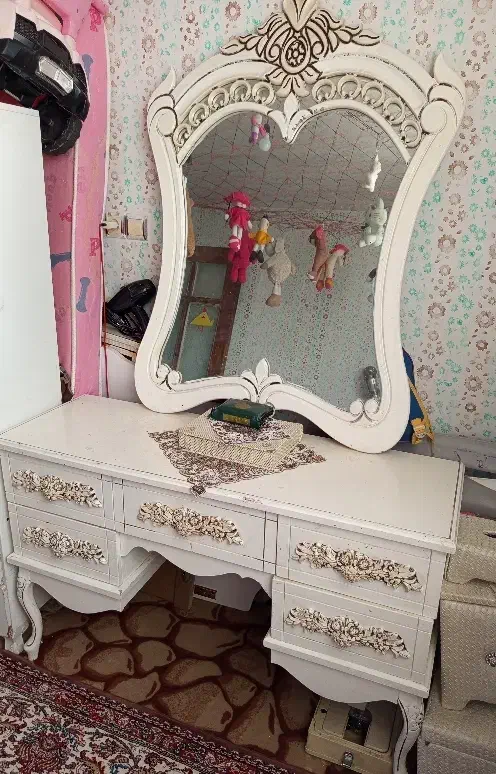 تخت و دروار یا میز آرایش|تخت و سرویس خواب|چناران, |دیوار