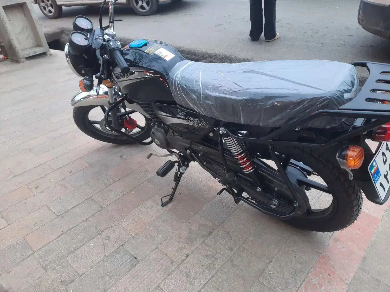 bx200 نیرو موتور|موتورسیکلت|گالیکش, |دیوار