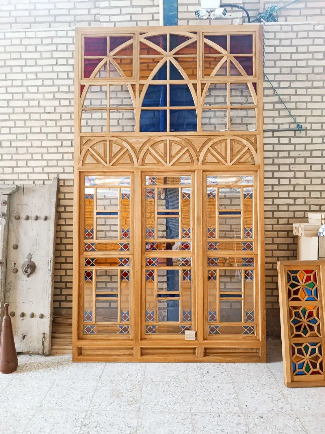 ساخت و مرمت درب و پنجره سنتی چوبی|مصالح و تجهیزات ساختمان|تهران, ستارخان|دیوار