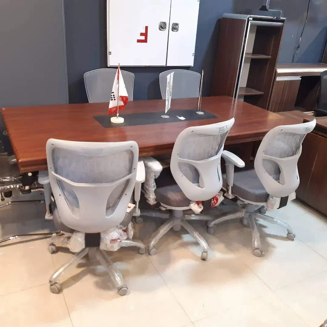 ست جلسه‌کاری و کنفرانس ۴ و ۶ نفره  قصر چوب|دفتر کار|قم, کلهری|دیوار