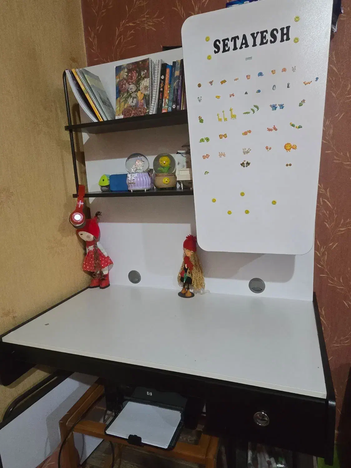 سرویس خواب دخترانه سالم در حد نو عرض ۹۰|تخت و سرویس خواب|اهواز, پادادشهر|دیوار