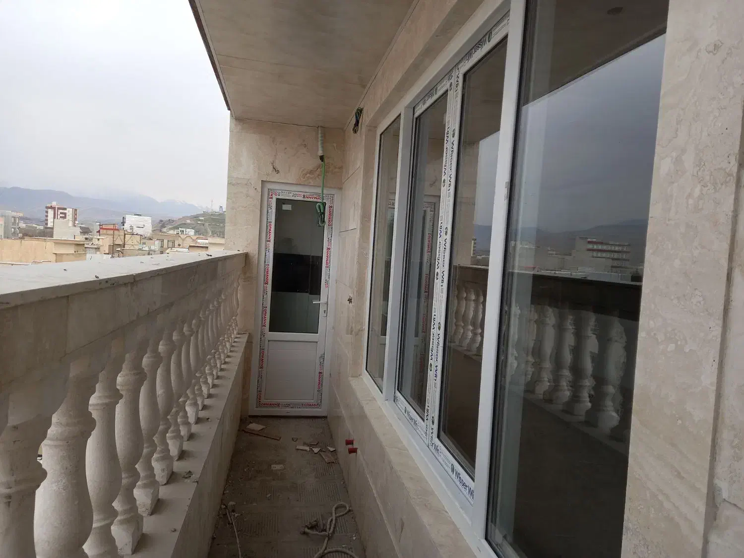 درب و پنجره دوجداره UPVC|خدمات پیشه و مهارت|بروجرد, |دیوار