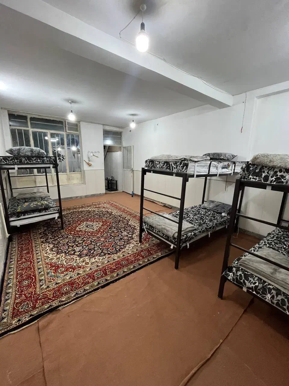 اجاره خوابگاه خابگاه پانسیون تخت|اجارهٔ کوتاهمدت آپارتمان و سوئیت|قم, امامزاده ابراهیم|دیوار