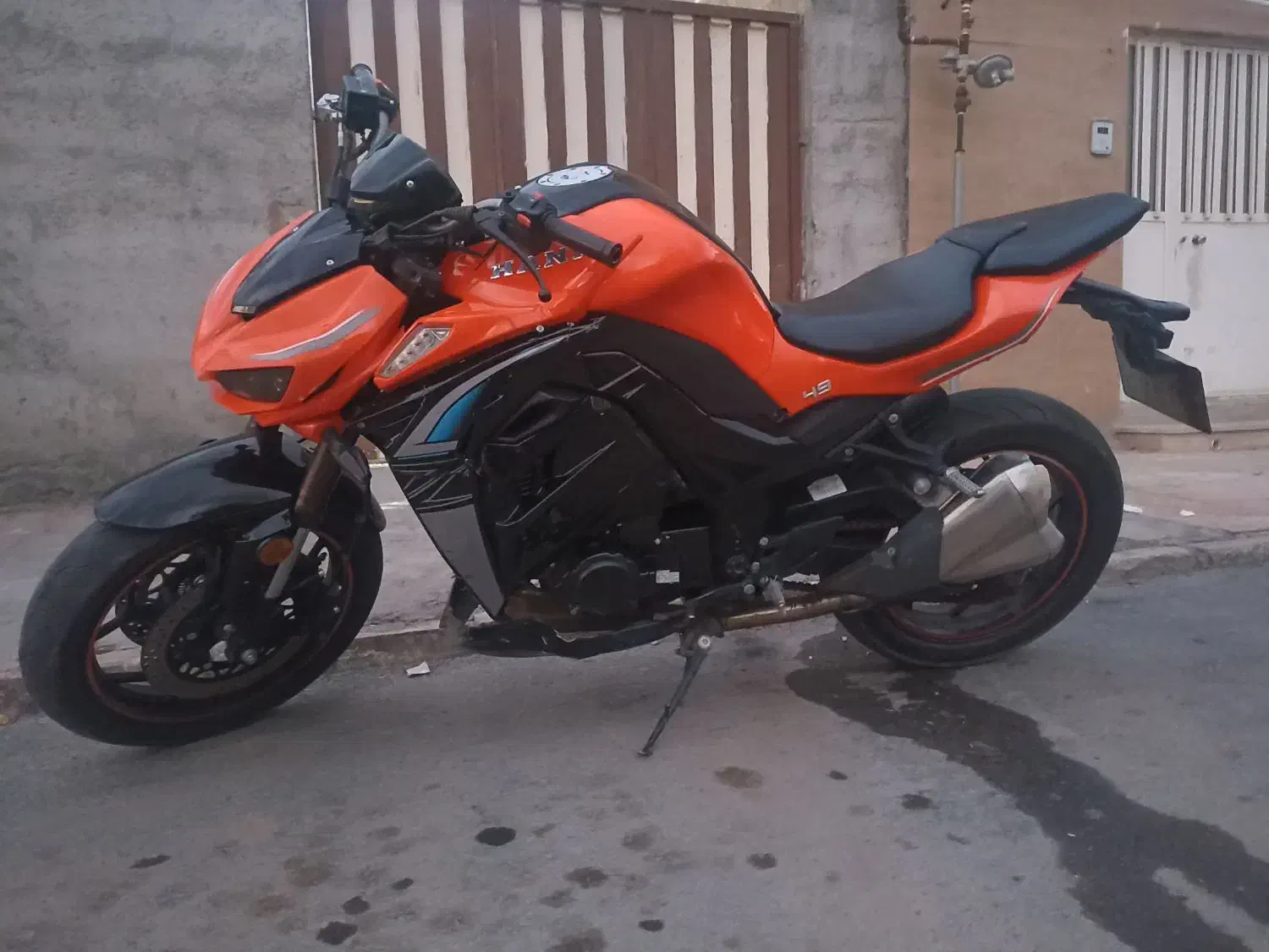 موتور طرح Z1000|موتورسیکلت|زاویه, |دیوار