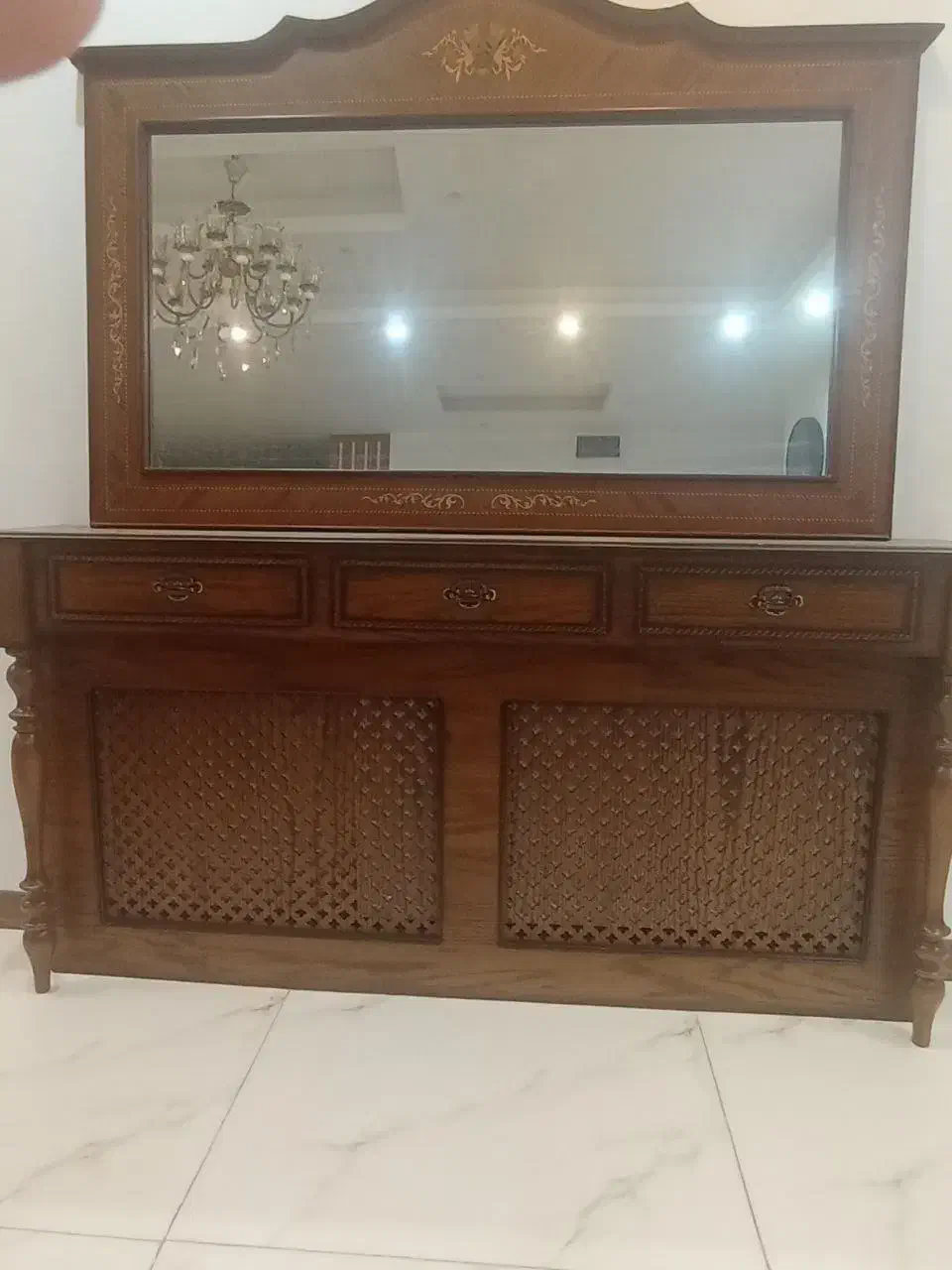 ایینه کنسول بسیار خاص|بوفه، ویترین، کنسول|تهران, صادقیه|دیوار