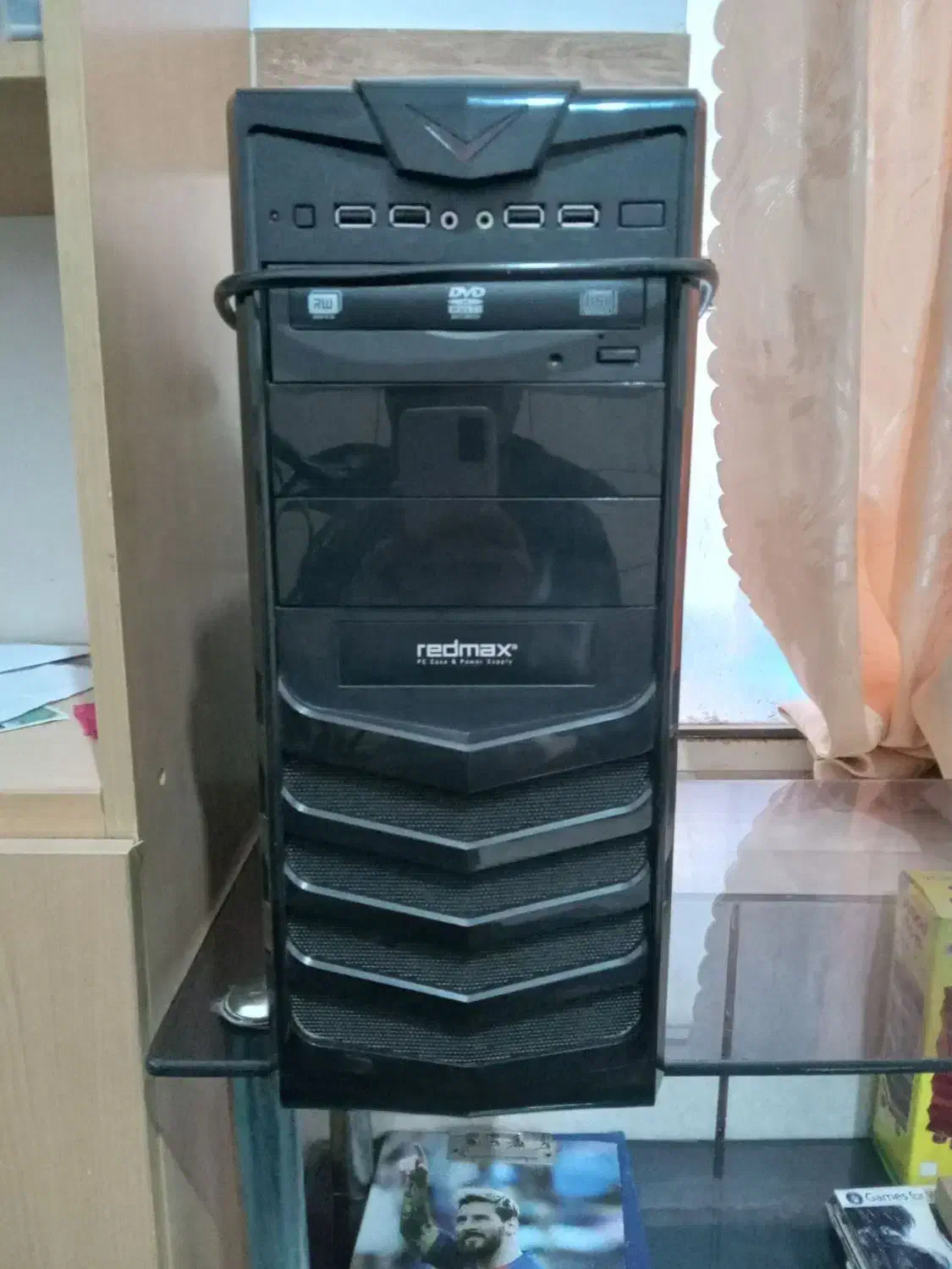 کامپیوتر خانگی سالم درحد نو|رایانه رومیزی|بردسیر, |دیوار