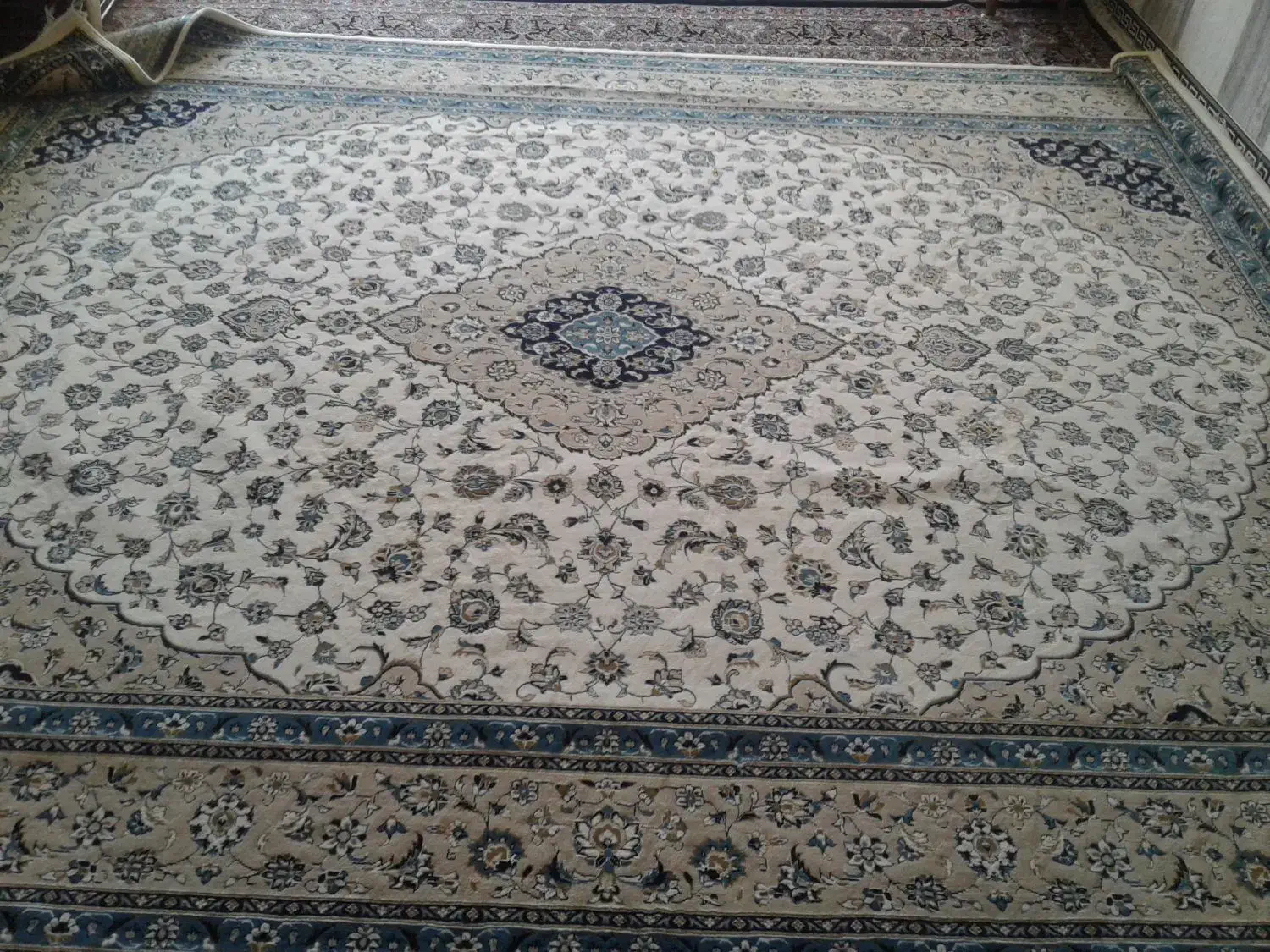 فرش ۱۲ متری|فرش|کرمانشاه, |دیوار