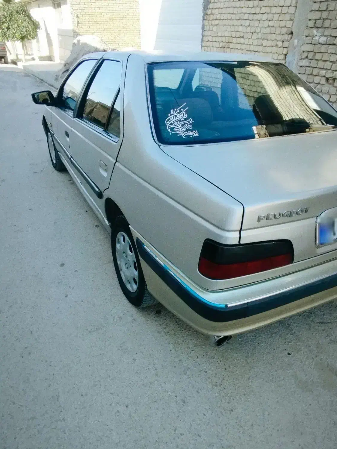 پژو پارسمدل82|خودرو سواری و وانت|شهرکرد, |دیوار