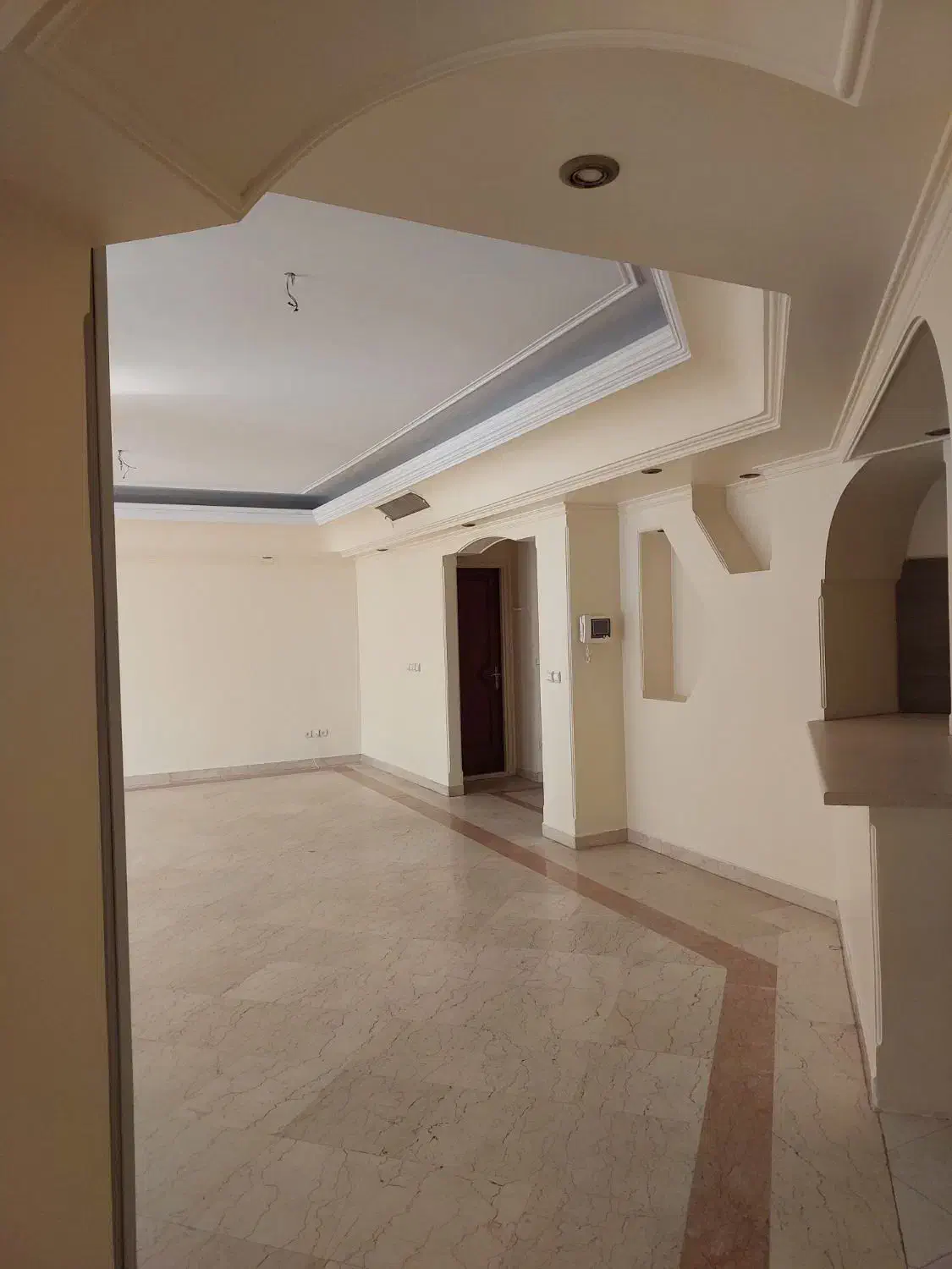 195 متر میرداماد اطلسی