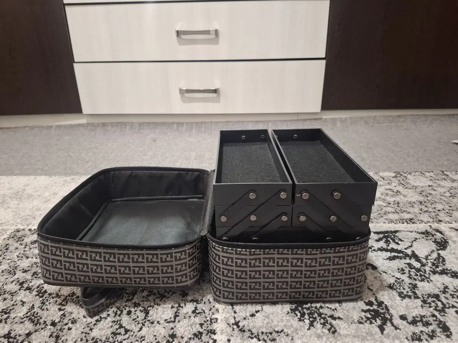 لوازم اکستنشن مژه|آرایشگاه و سالن‌های زیبایی|محمدیه-قزوین, |دیوار