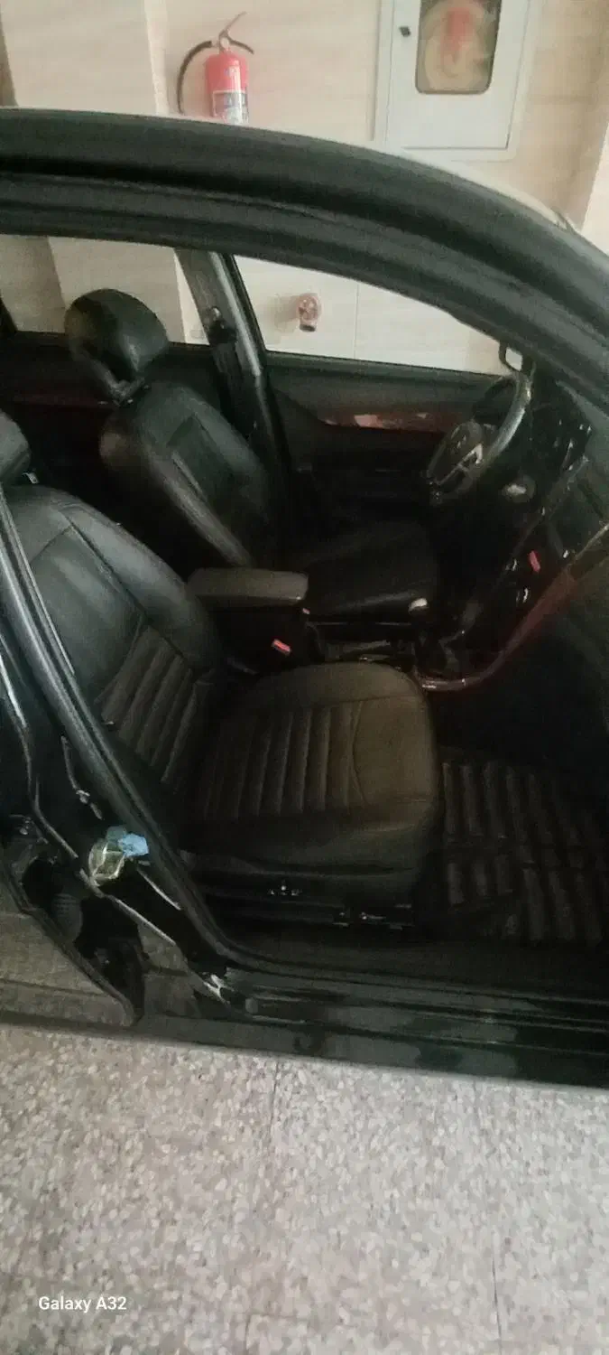 دنا پلاس ۱۴۰۱|خودرو سواری و وانت|شیراز, ارم|دیوار