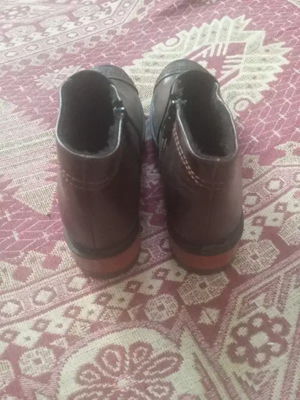 نیم بوت زنانه سایز ۳۷|کیف، کفش، کمربند|شیراز, لب آب|دیوار