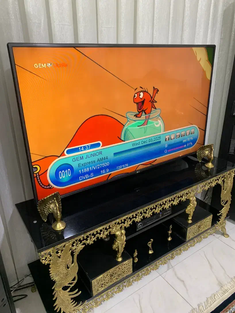 تلوزیون ال جی ۵۵اینج|تلویزیون و پروژکتور|خمین, |دیوار