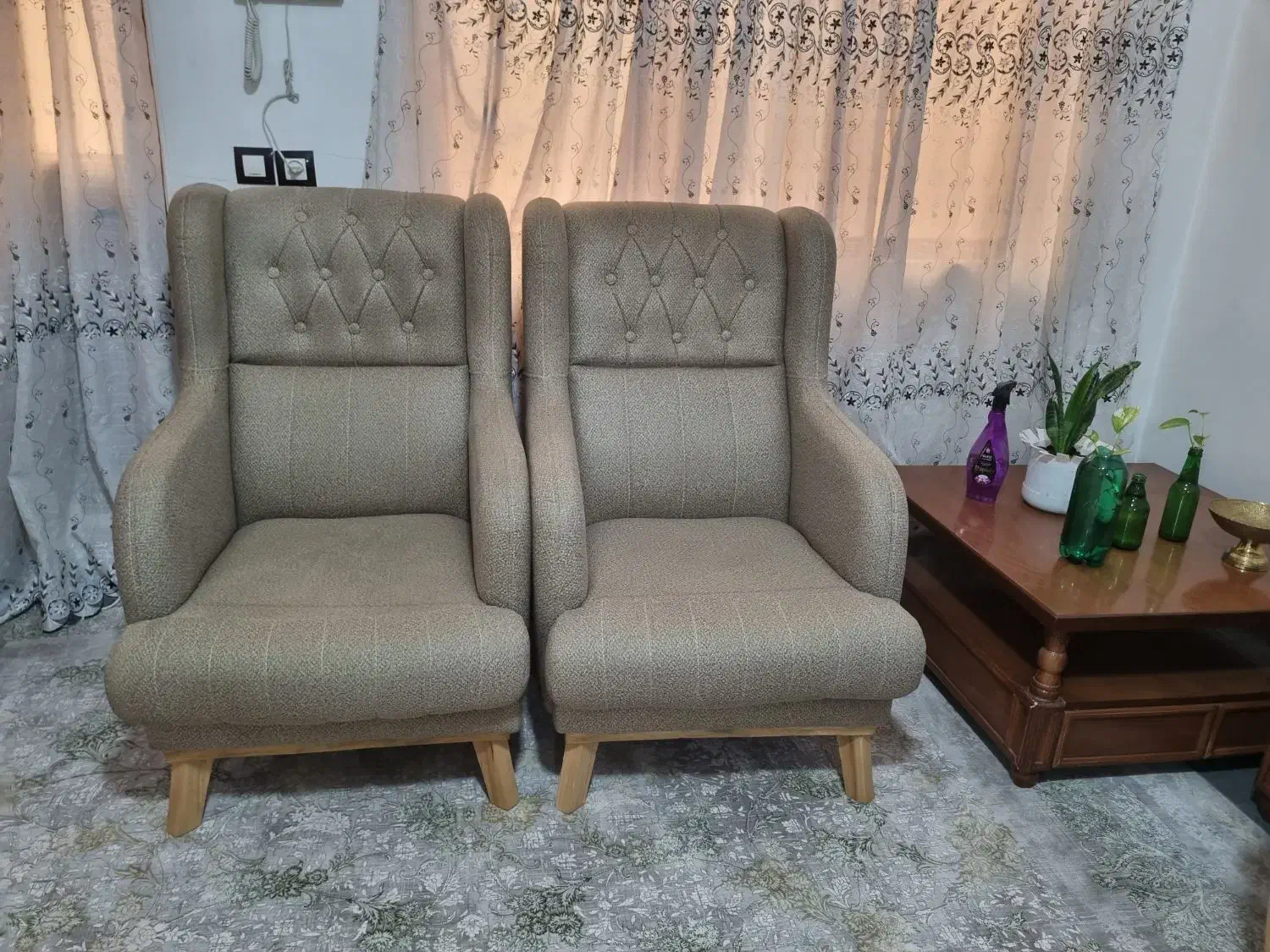 مبلمان ۸نفره با ۳تا جلو مبلی با چوب راش|مبلمان خانگی و میز عسلی|زابل, |دیوار