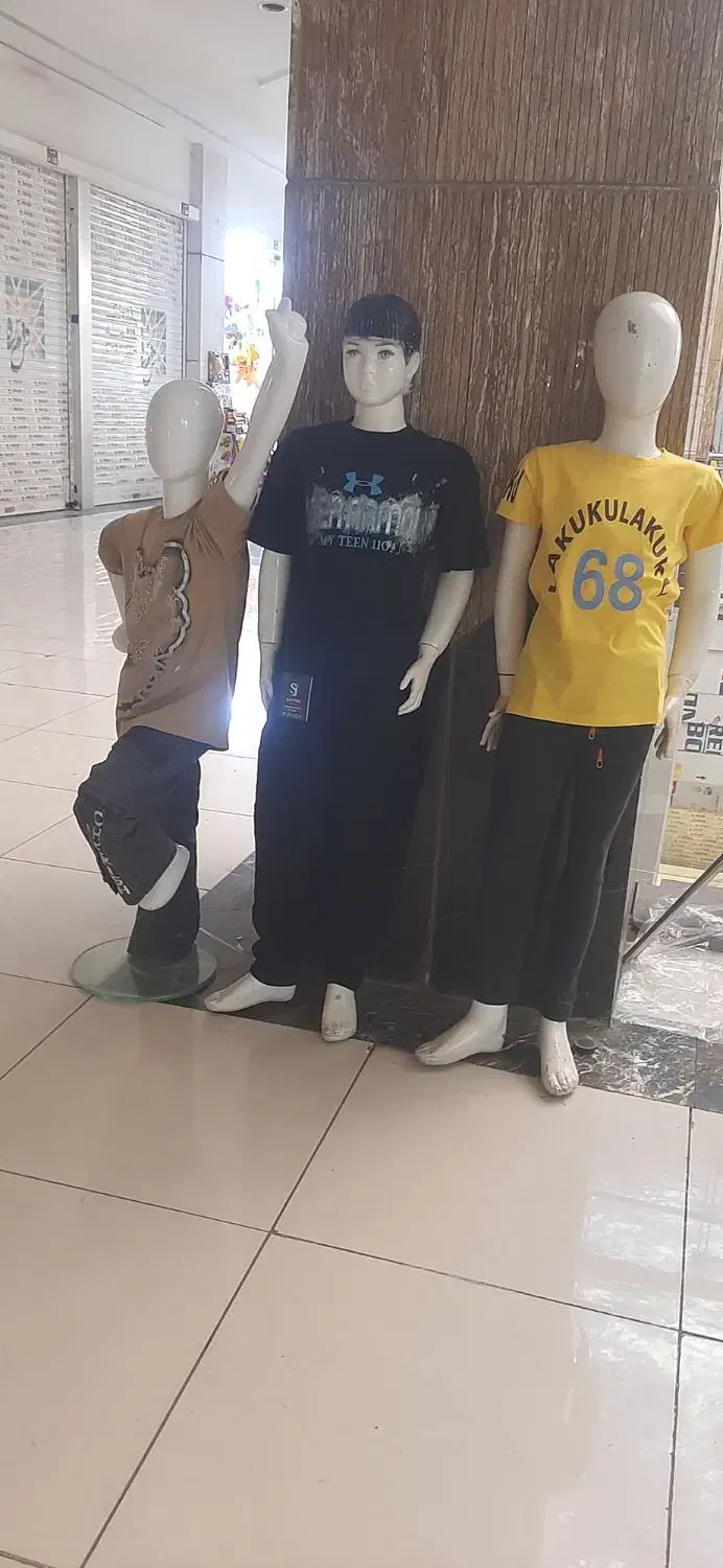 فروش مانکن ودکور مغازه فوری|فروشگاه و مغازه|قم, ارم|دیوار