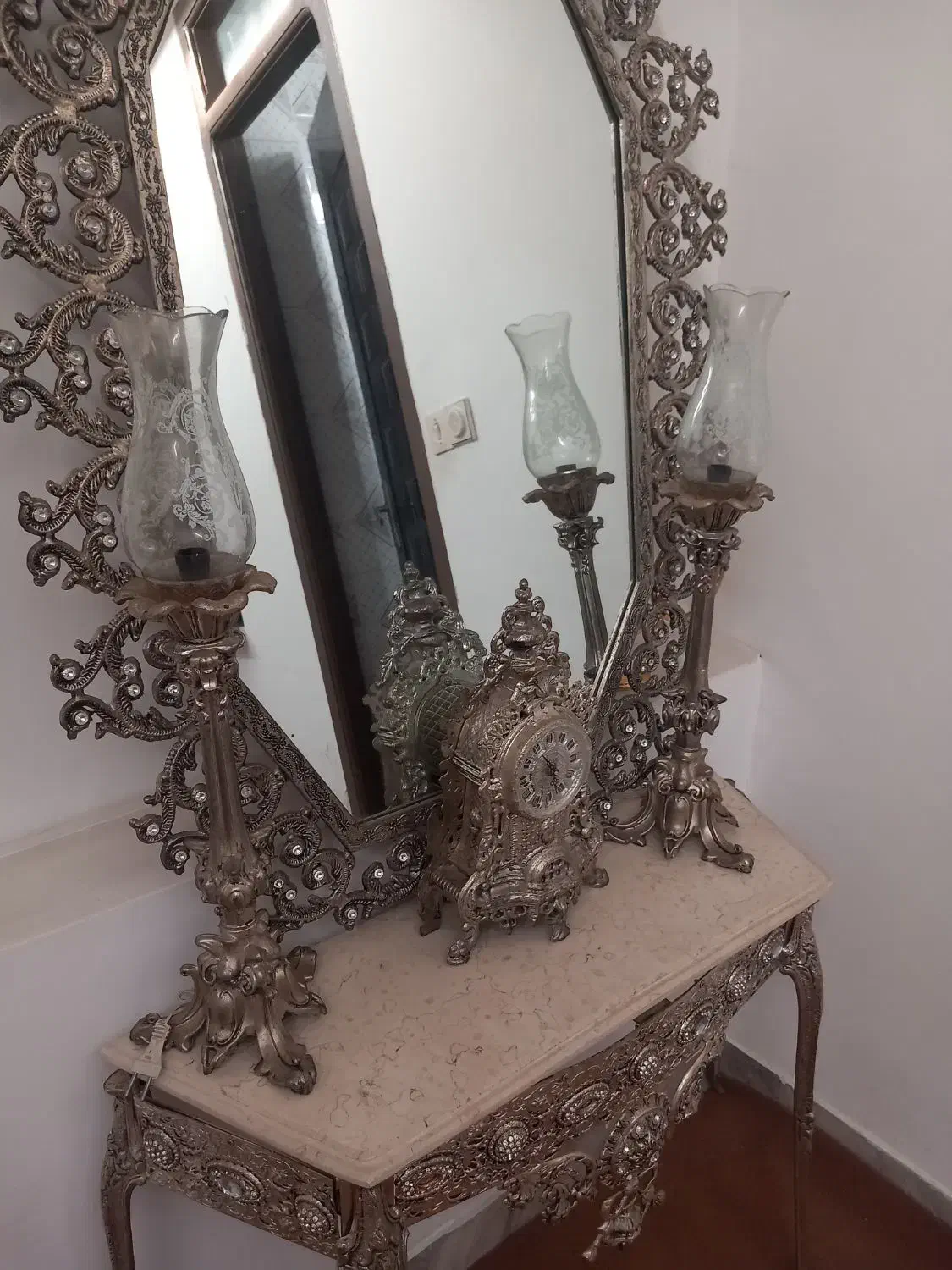 اینه کنسول کاملا نو بدون هیچ زدگی|بوفه، ویترین، کنسول|آمل, |دیوار