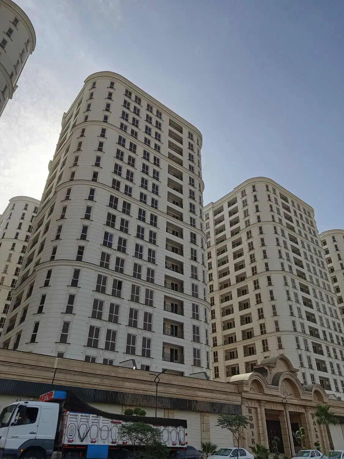 قصر رونیکا پالاس /ویو دریاچه /چیتگر منطقه۲۲ دریاچه|اجارهٔ آپارتمان|تهران, کوهک|دیوار